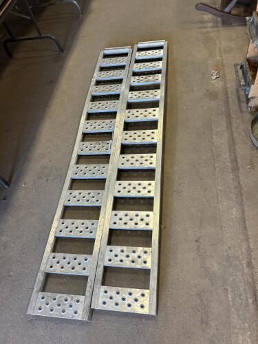 2 87&rdquo;x12&rdquo; Alum Ramps 1 w damage