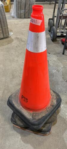 7 27&rdquo; Pylons