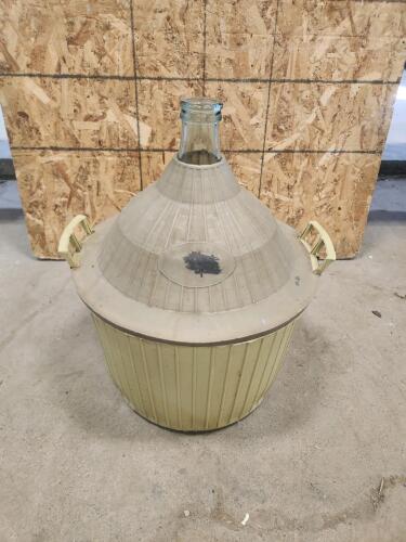 Demijohn