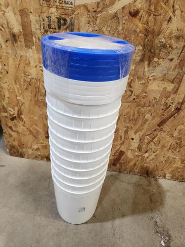 10 11.4L Food grade pails w lids
