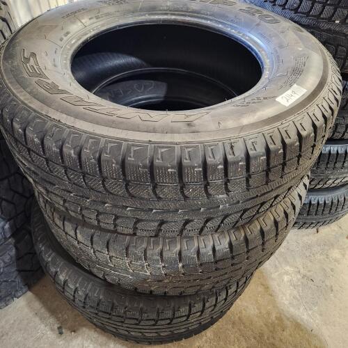4 245/70R17 winter tires, 70% thread
