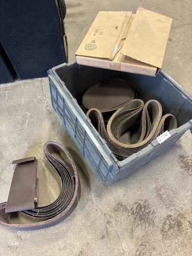 10&rdquo; Sanding discs & 4&rdquo; W Sanding belts