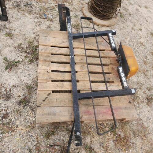 68"W Back rack w strobe light