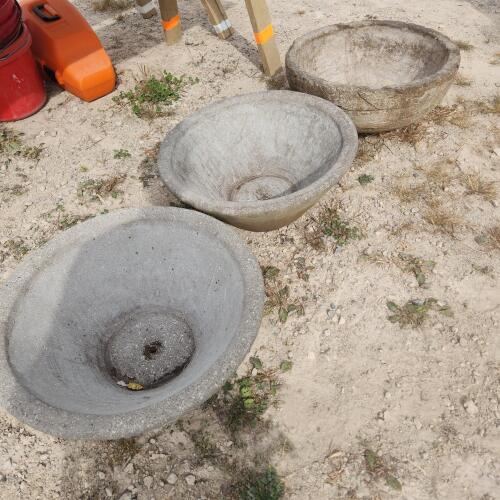 3 Cement planters
