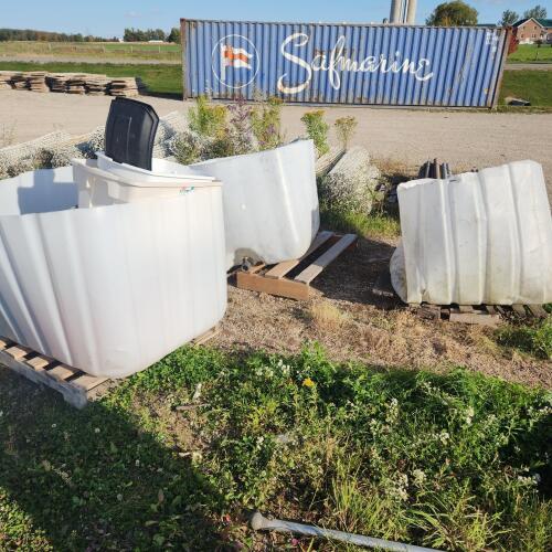 3 Plastic bins & tubs