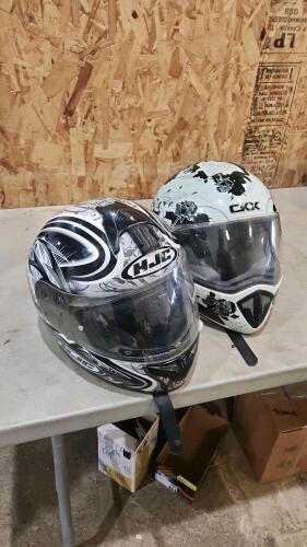 Small & medium bike helmets