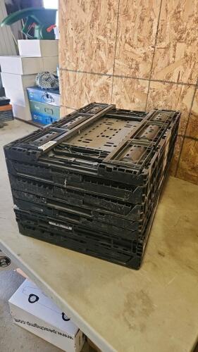 7 Collapsible crates