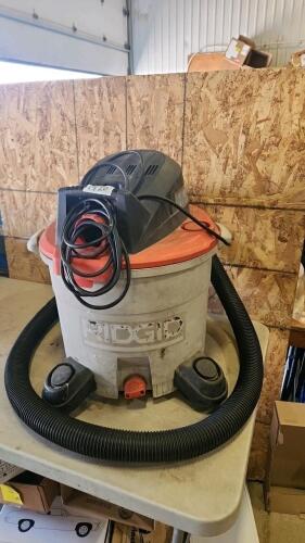 12 Gal Ridgid shop vac