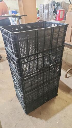 5 Plastic crates