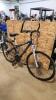 28" Hybrid bike