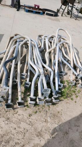 26 Free stall cow dividers