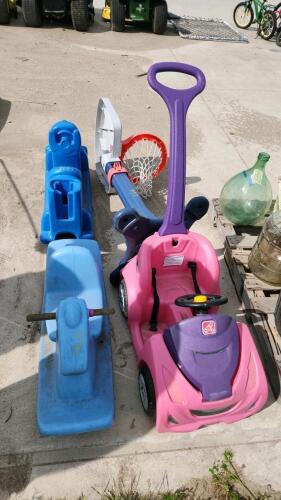 Plastic kids toys