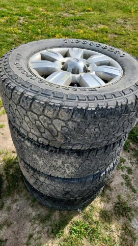 18" Ford alum wheels, tires shot