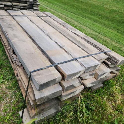 Lift of 2"x8"x6' white pine lumber
