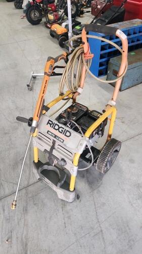 3000PSI Ridgid pressure washer working