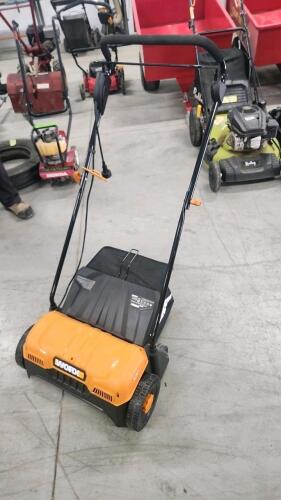 Worx 14" electric dethatcher runs