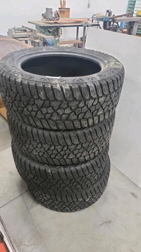 4 275/55R20 Tires 80% tread