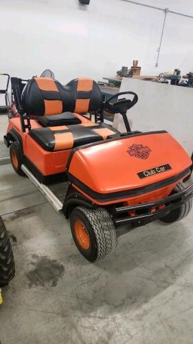 Gas powered club car working golf cart