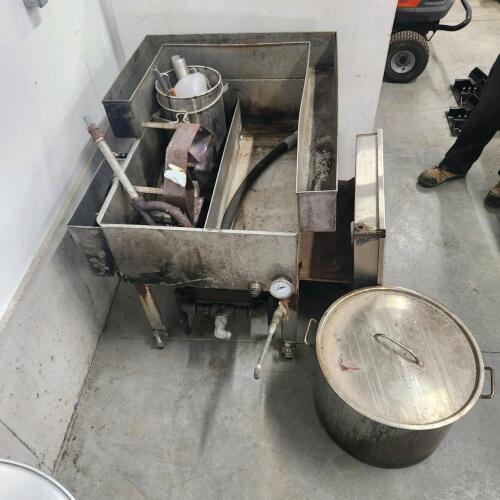 Gas powered syrup evaporator w accessories