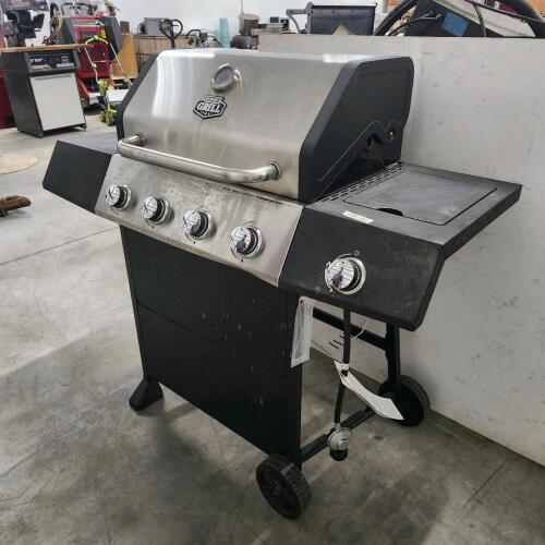 Propane BBQ in good condition