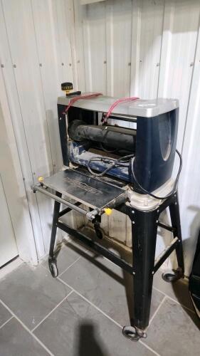 12" Mastercraft thickness planer