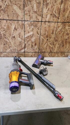 Dyson vacuum cleaner w attachments