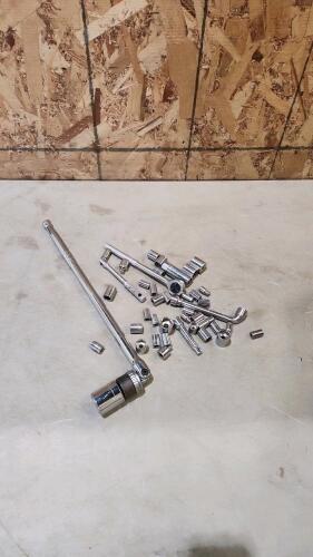 Assorted Mastercraft & other sockets