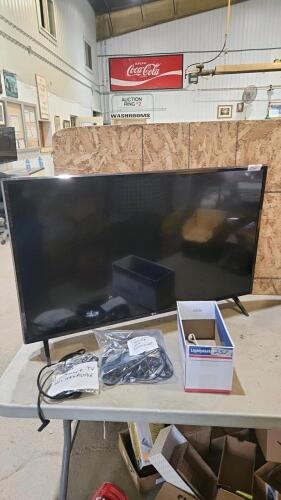 LG Tv w remote