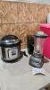 Instant pot, coffee bean grinder, blender