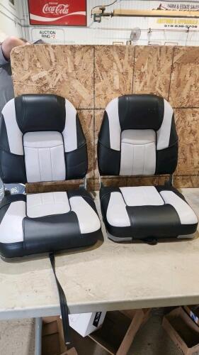 2 Boat seats