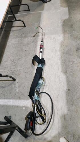 Extendable pressure washer wand