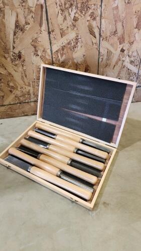 Wood chisels