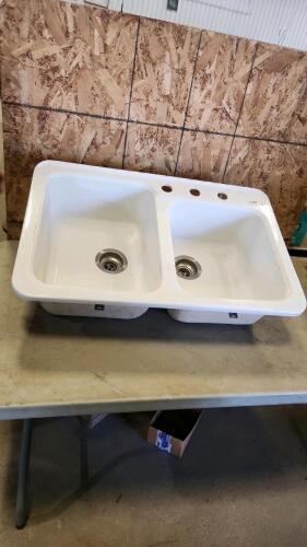 Fiberglass sink 32"L 21"W 12"D