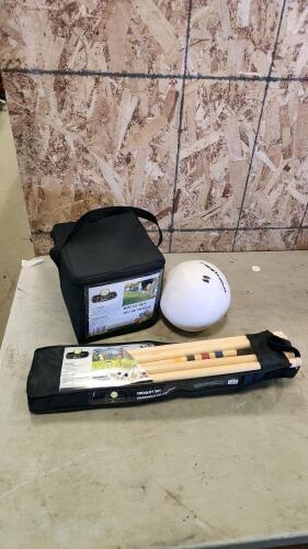 Bocce set, croquet set