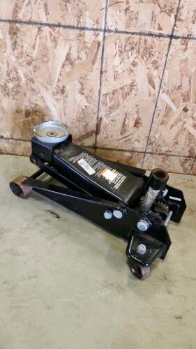 3 Ton floor jack missing handle