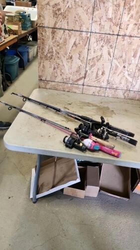 4 Fishing poles