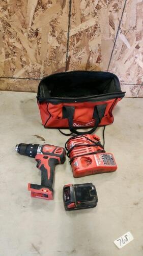 Milwaukee m18 drill w battery & charger