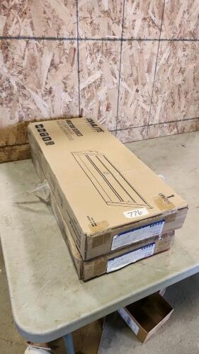 2 LED highbay lights