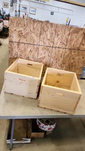 2 Wooden crates