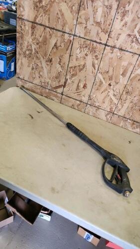 Pressure washer wand