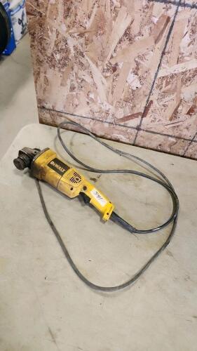 Dewalt grinder m8ssing shield