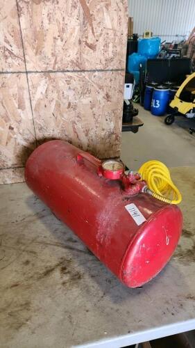 Air tank