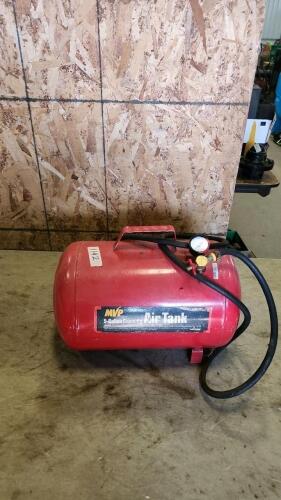 Air tank