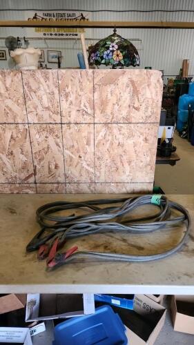 22' Heavy booster cables