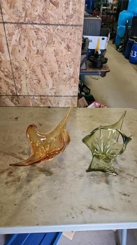 Glass center pieces