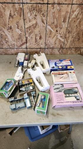 Mini sewing machines w accessories