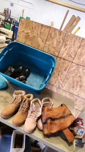 Sz 10 women's boots