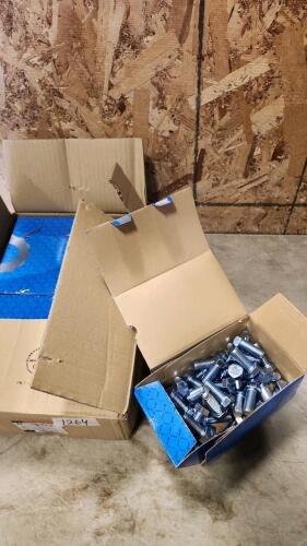200- M16x40 course thread bolts