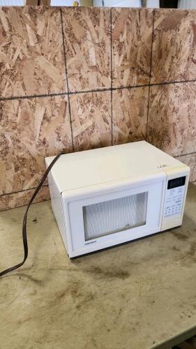 Microwave