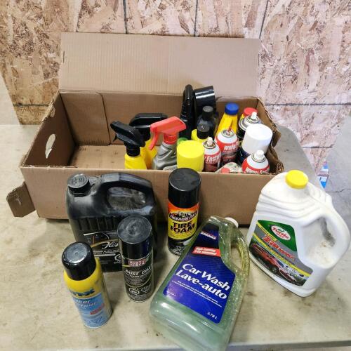 Part jugs of automotive fluids